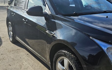 Chevrolet Cruze II, 2011 год, 555 000 рублей, 3 фотография