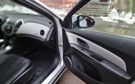 Chevrolet Cruze II, 2013 год, 720 000 рублей, 9 фотография