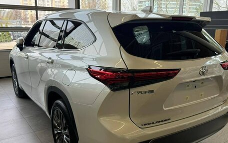 Toyota Highlander, 2026 год, 5 199 000 рублей, 4 фотография