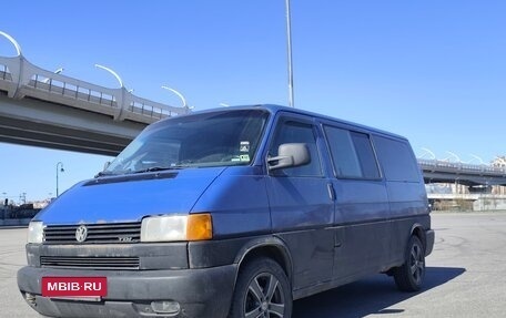 Volkswagen Transporter T4, 2002 год, 820 000 рублей, 2 фотография