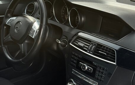Mercedes-Benz C-Класс, 2011 год, 899 000 рублей, 12 фотография