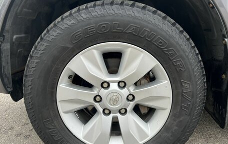 Toyota Hilux VIII, 2019 год, 3 150 000 рублей, 10 фотография