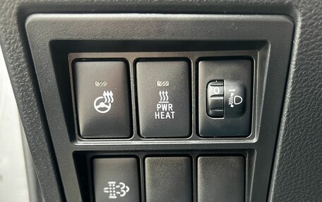 Toyota Hilux VIII, 2019 год, 3 150 000 рублей, 20 фотография