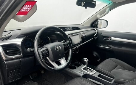 Toyota Hilux VIII, 2019 год, 3 150 000 рублей, 22 фотография