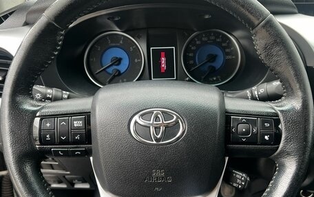 Toyota Hilux VIII, 2019 год, 3 150 000 рублей, 16 фотография