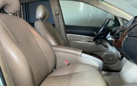 Toyota Prius, 2005 год, 550 000 рублей, 10 фотография