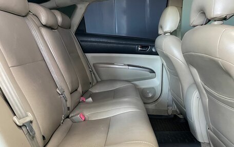 Toyota Prius, 2005 год, 550 000 рублей, 9 фотография