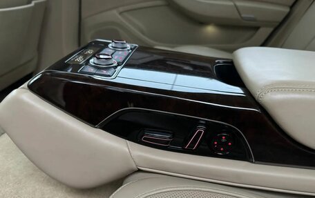 Audi A8, 2016 год, 2 799 000 рублей, 28 фотография