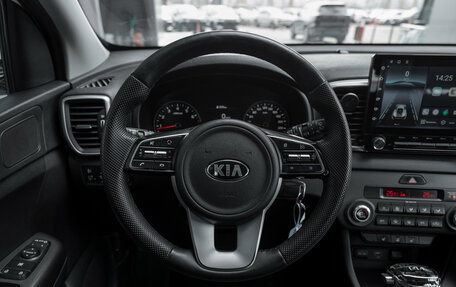 KIA Sportage IV рестайлинг, 2018 год, 1 880 000 рублей, 10 фотография