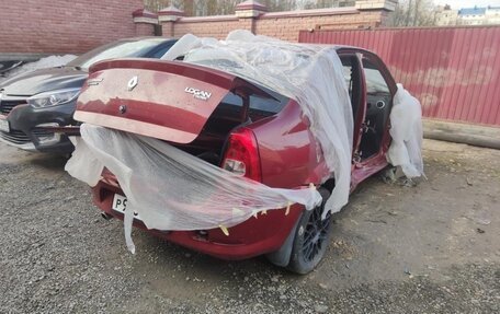 Renault Logan I, 2013 год, 140 000 рублей, 7 фотография