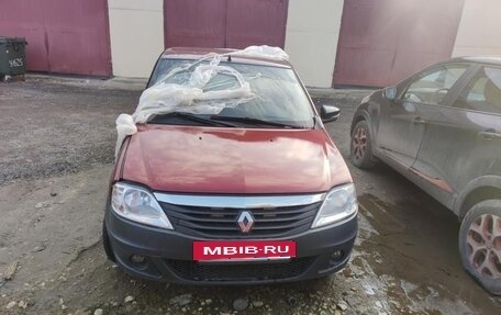 Renault Logan I, 2013 год, 140 000 рублей, 2 фотография
