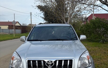 Toyota Land Cruiser Prado 120 рестайлинг, 2006 год, 2 500 000 рублей, 1 фотография