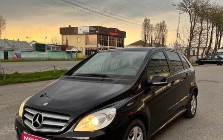 Mercedes-Benz B-Класс, 2010 год, 880 000 рублей, 1 фотография