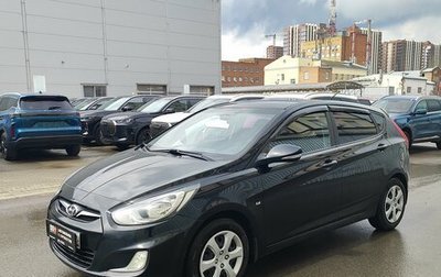 Hyundai Solaris II рестайлинг, 2012 год, 561 000 рублей, 1 фотография