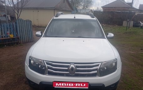 Renault Duster I рестайлинг, 2012 год, 1 000 000 рублей, 1 фотография