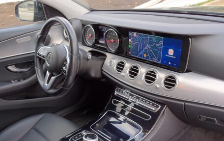 Mercedes-Benz E-Класс, 2020 год, 3 300 000 рублей, 12 фотография