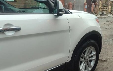 Ford Explorer VI, 2013 год, 1 500 000 рублей, 5 фотография