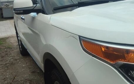 Ford Explorer VI, 2013 год, 1 500 000 рублей, 10 фотография