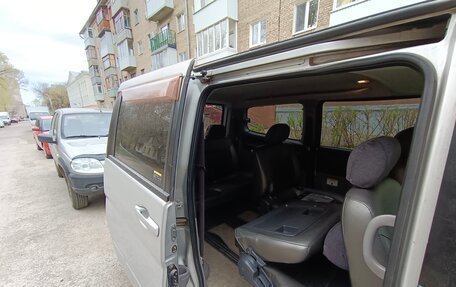 Nissan Serena II, 2000 год, 420 000 рублей, 6 фотография