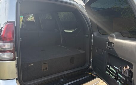 Toyota Land Cruiser Prado 120 рестайлинг, 2006 год, 2 500 000 рублей, 11 фотография