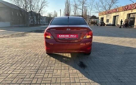 Hyundai Solaris II рестайлинг, 2011 год, 630 000 рублей, 2 фотография