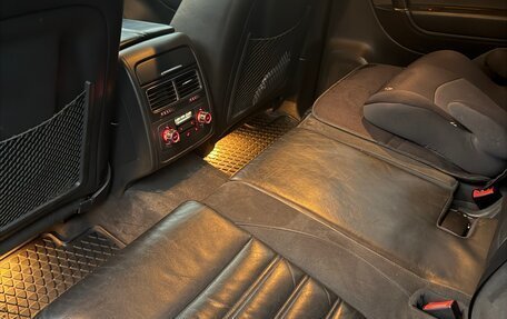 Volkswagen Touareg III, 2011 год, 2 200 000 рублей, 14 фотография