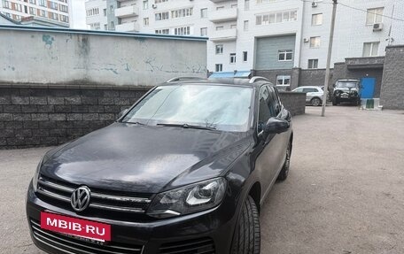 Volkswagen Touareg III, 2011 год, 2 200 000 рублей, 5 фотография