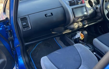 Honda Fit III, 2002 год, 430 000 рублей, 4 фотография