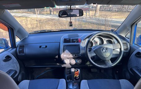 Honda Fit III, 2002 год, 430 000 рублей, 8 фотография