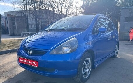 Honda Fit III, 2002 год, 430 000 рублей, 2 фотография