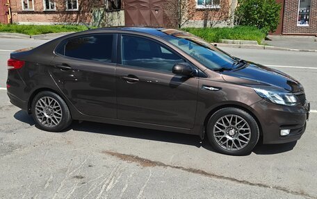 KIA Rio III рестайлинг, 2015 год, 1 350 000 рублей, 4 фотография