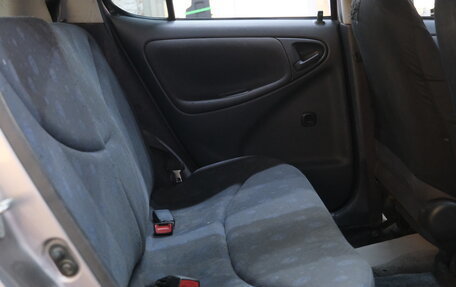 Toyota Vitz, 2002 год, 399 000 рублей, 19 фотография