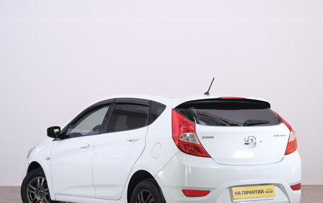 Hyundai Solaris II рестайлинг, 2011 год, 789 000 рублей, 5 фотография