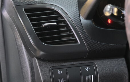 Hyundai Solaris II рестайлинг, 2011 год, 789 000 рублей, 10 фотография