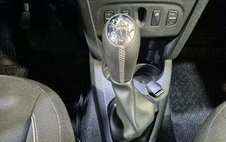 Renault Sandero II рестайлинг, 2018 год, 1 100 000 рублей, 16 фотография