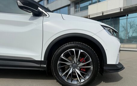 Geely Coolray I, 2023 год, 1 900 000 рублей, 9 фотография