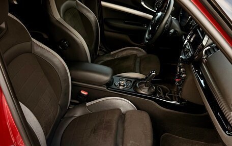 MINI Clubman, 2020 год, 4 200 000 рублей, 15 фотография