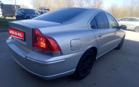 Volvo S60 III, 2002 год, 340 000 рублей, 4 фотография