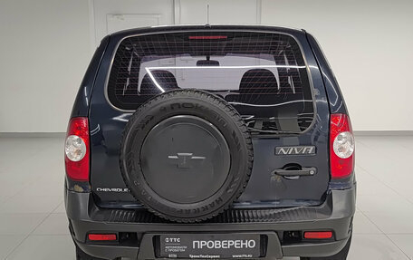 Chevrolet Niva I рестайлинг, 2010 год, 458 000 рублей, 6 фотография