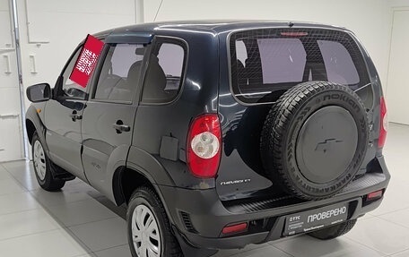 Chevrolet Niva I рестайлинг, 2010 год, 458 000 рублей, 7 фотография