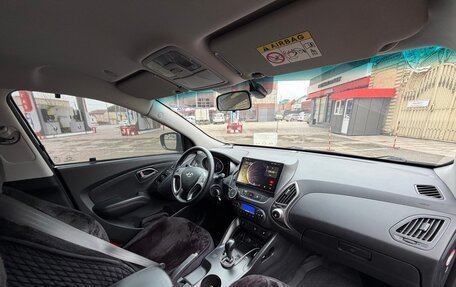 Hyundai ix35 I рестайлинг, 2015 год, 1 690 000 рублей, 10 фотография