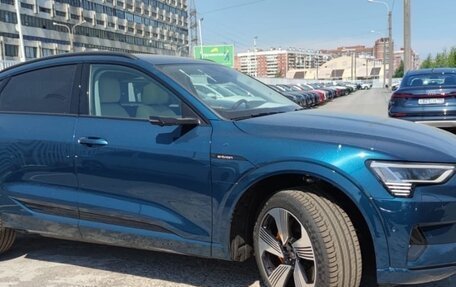 Audi e-tron Sportback I, 2021 год, 4 600 000 рублей, 4 фотография