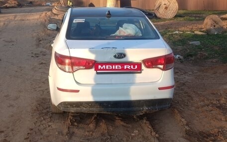 KIA Rio III рестайлинг, 2015 год, 450 000 рублей, 5 фотография