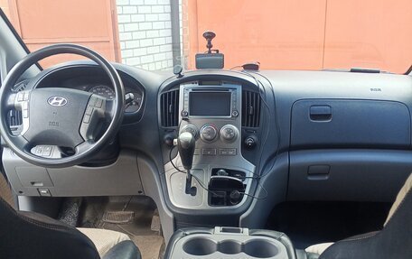 Hyundai Grand Starex Grand Starex I рестайлинг 2, 2012 год, 2 050 000 рублей, 10 фотография