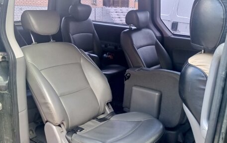 Hyundai Grand Starex Grand Starex I рестайлинг 2, 2012 год, 2 050 000 рублей, 18 фотография