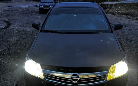 Opel Astra H, 2008 год, 580 000 рублей, 4 фотография