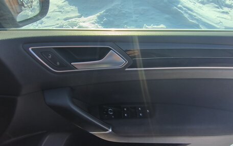 Volkswagen Touran III, 2016 год, 1 440 000 рублей, 11 фотография