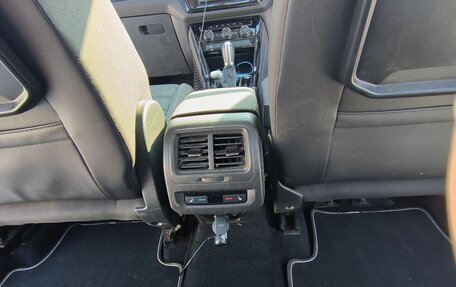 Volkswagen Touran III, 2016 год, 1 440 000 рублей, 17 фотография