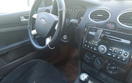 Ford Focus II рестайлинг, 2006 год, 250 000 рублей, 5 фотография