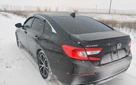 Honda Accord IX рестайлинг, 2021 год, 3 000 000 рублей, 2 фотография